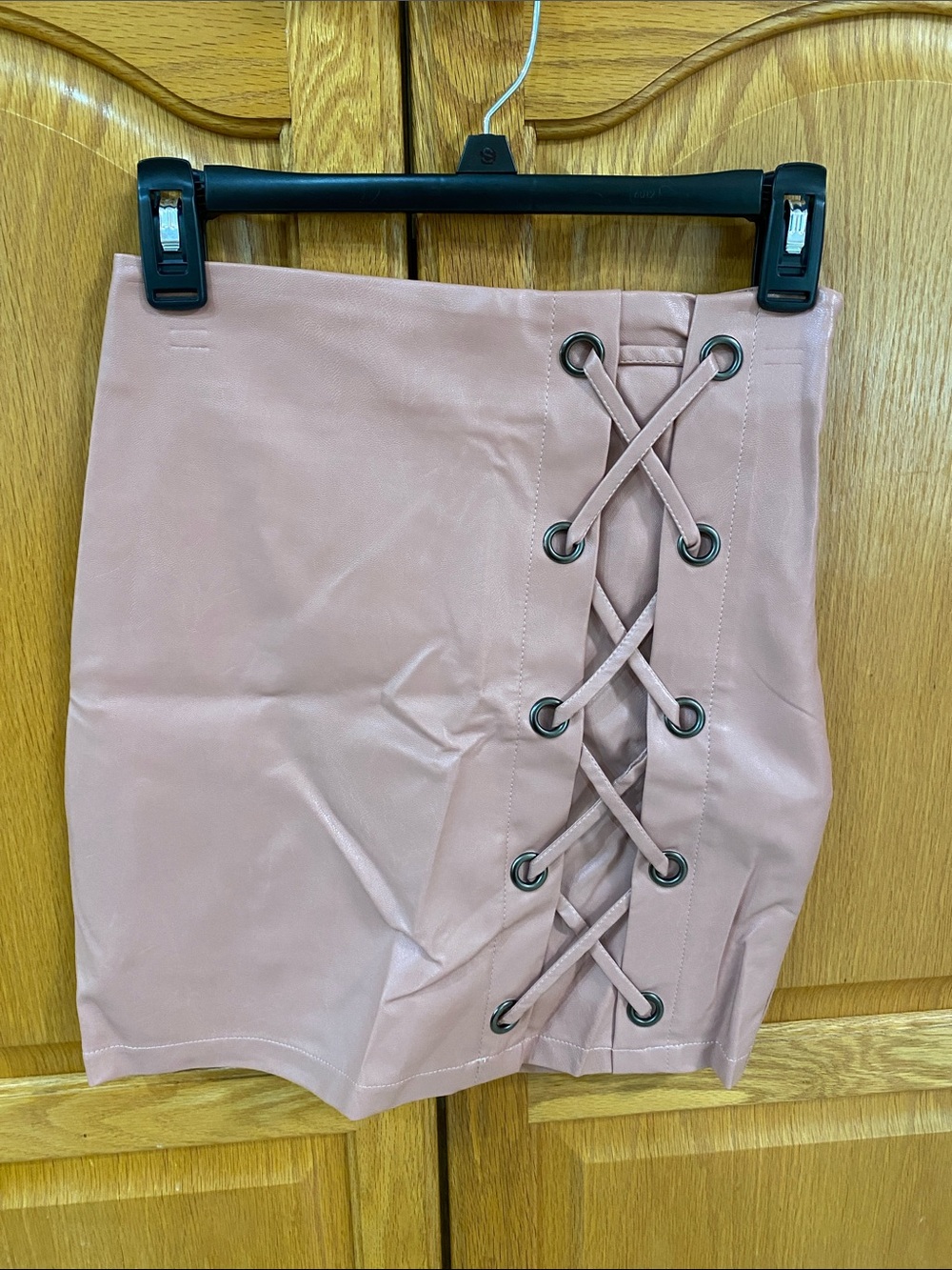 Charlotte Russe Mauve Pink Lace-Up Faux Leather Mini Skirt. Size small. NWT